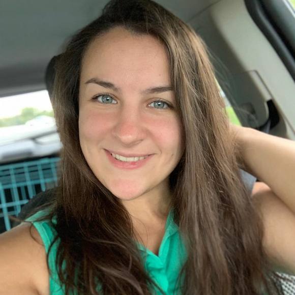 Meet your Posher, Lauren - Picture 1 of 1